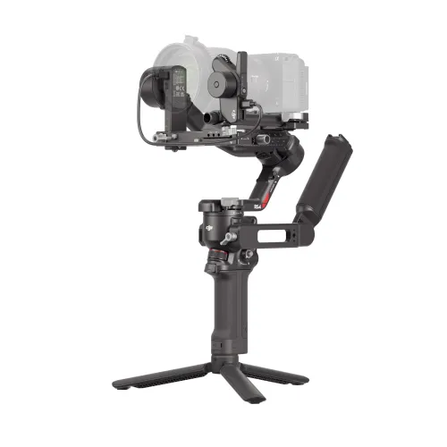 DJI RS 4 Combo — Handheld Camera Gimbal Stabilizer